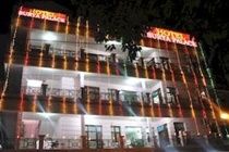 Oyo 2530 Surya Palace Chandīgarh Екстериор снимка